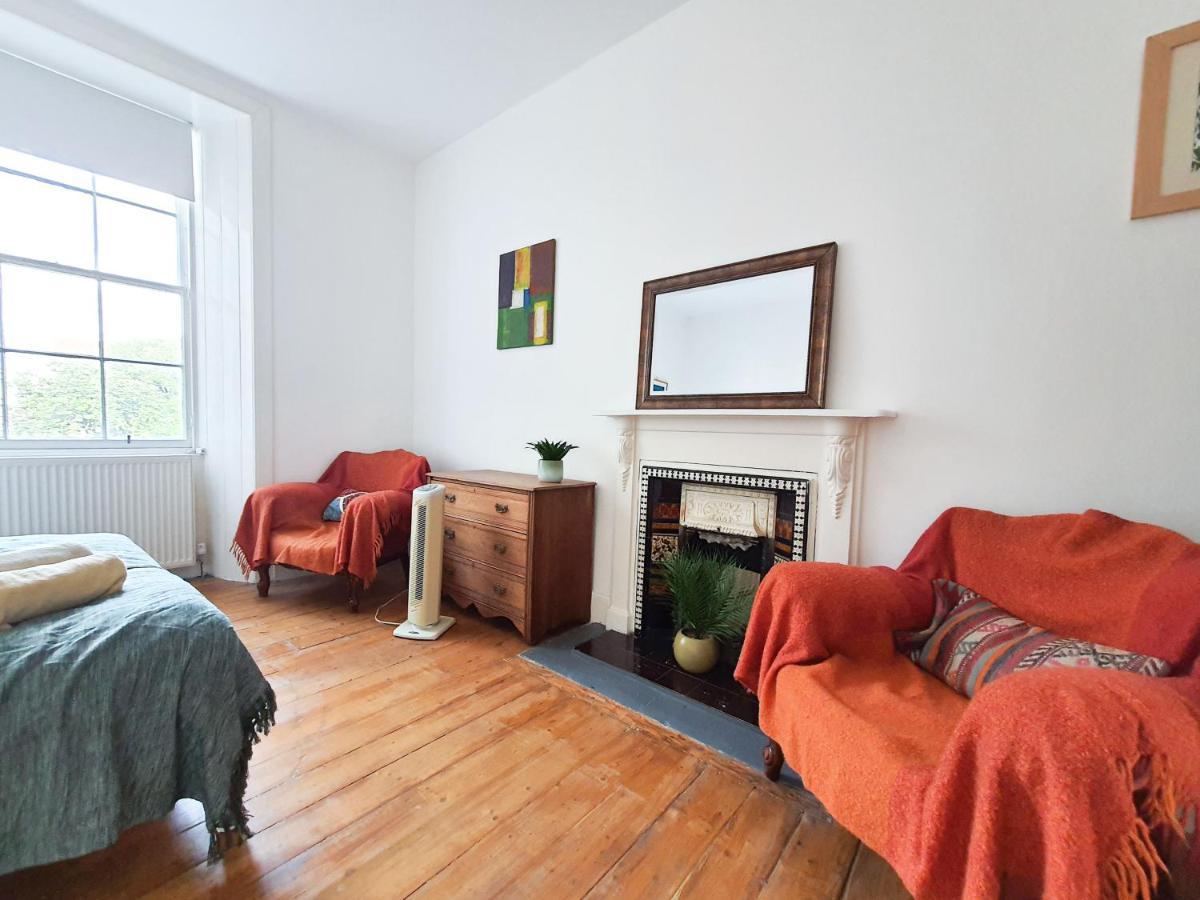 Edinburgh Charming Old Town Apartment 외부 사진